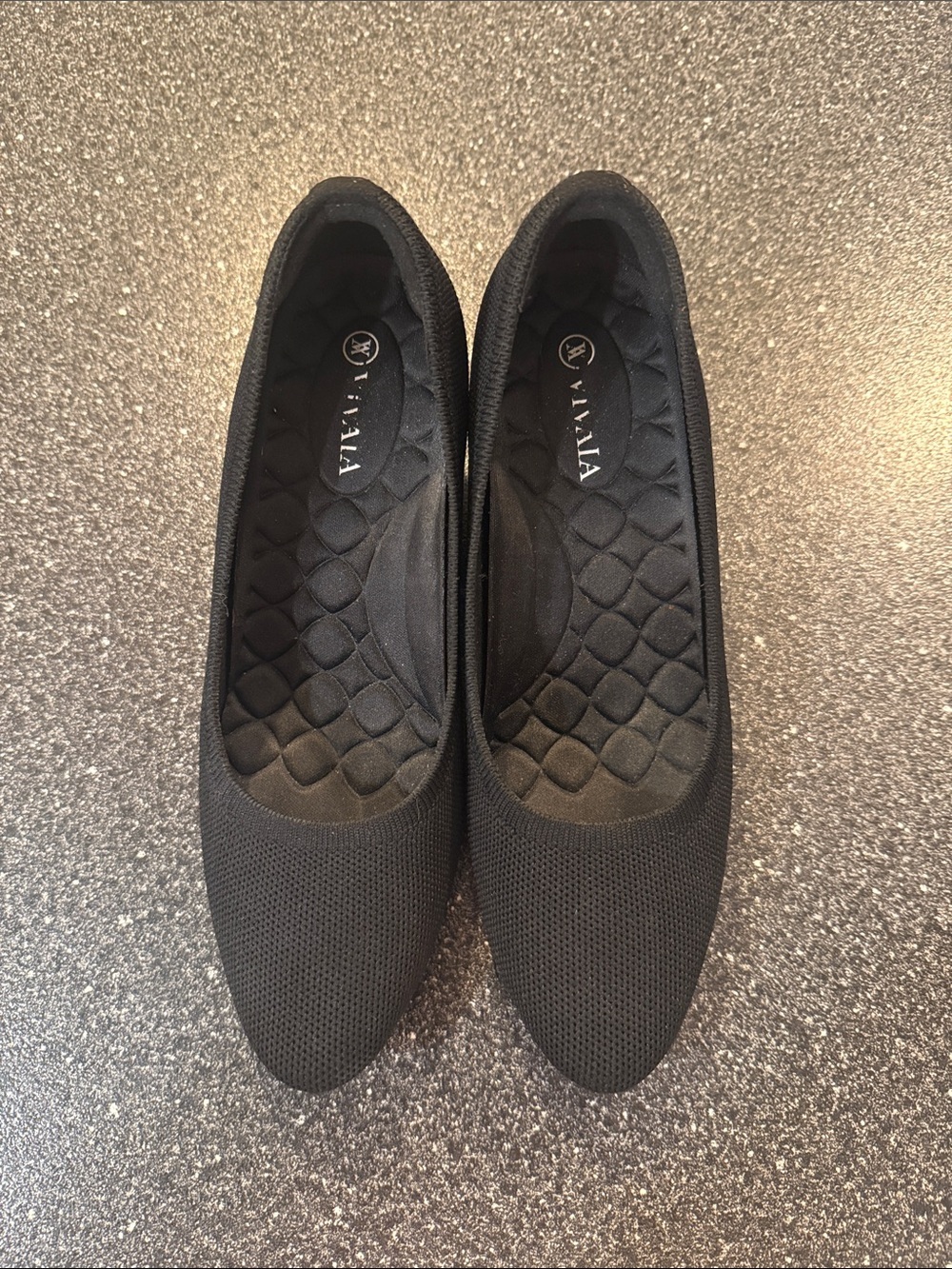 Vivaia Black Knit Slip-On Ballet Heels with Quilted Cushioning - size 36.5 (6)
